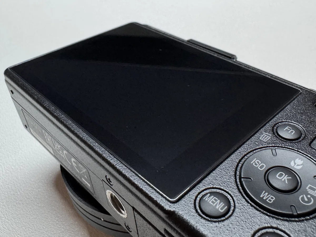 Tempered glass screen protector fitted on a Ricoh GR IV