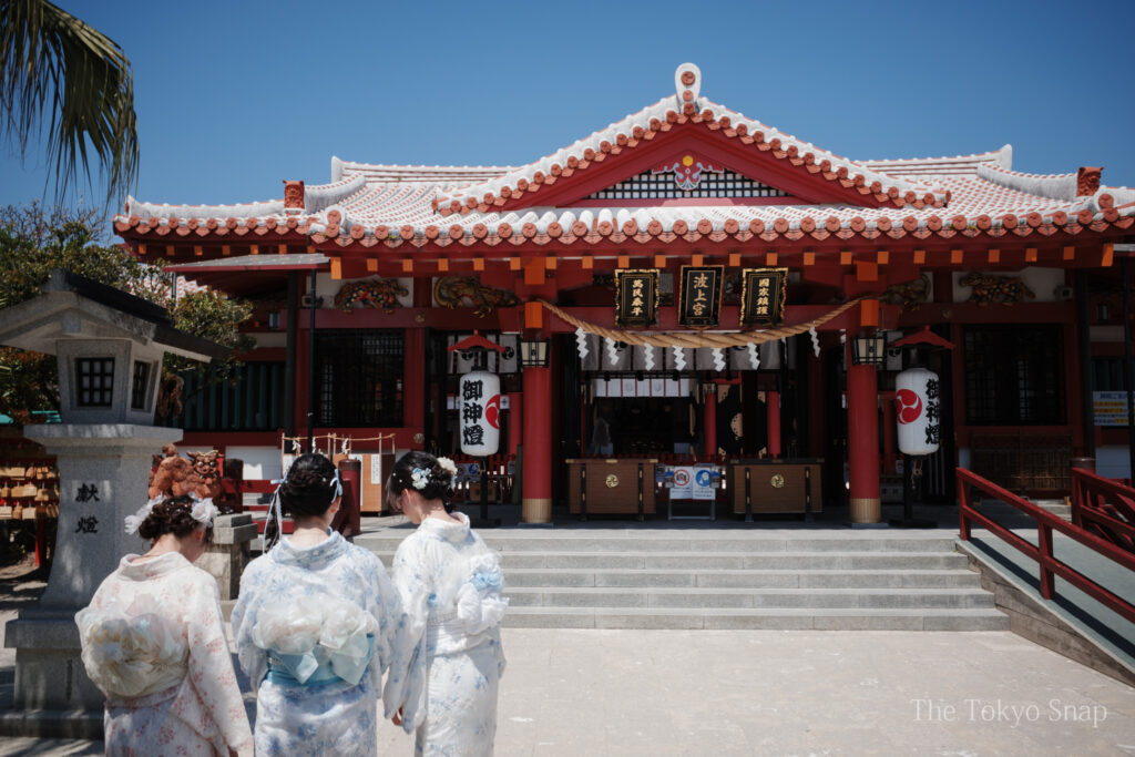 Reference image for SS-0063: Naminoue Shrine and Naminoue Beach, Naha, Okinawa